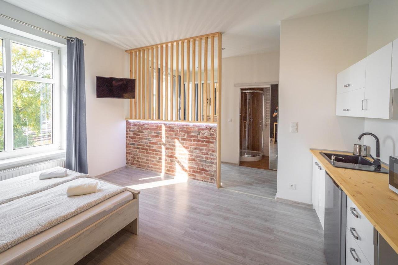 Black & White Vision Apartment - Centrum Οπόλε Εξωτερικό φωτογραφία